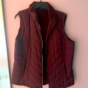 Maroon vest, great for fall